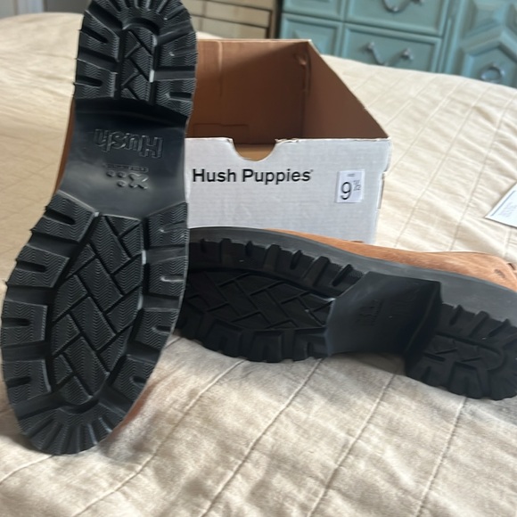 Suede Hush Puppies loafer - Picture 3 of 5